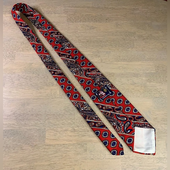 A Happy Tie Brand. Don’t Give Up the Ship - Picture 3 of 5